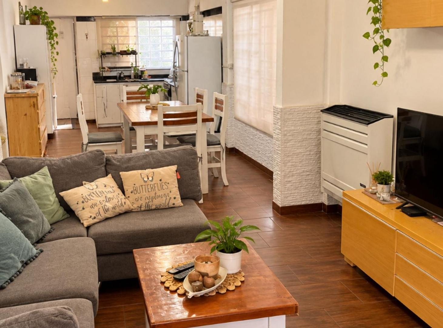 Foto de VENTA- CASA EN BLOCK 6 DORMITORIOS, 4 BAÑOS- FARO, imagen 2