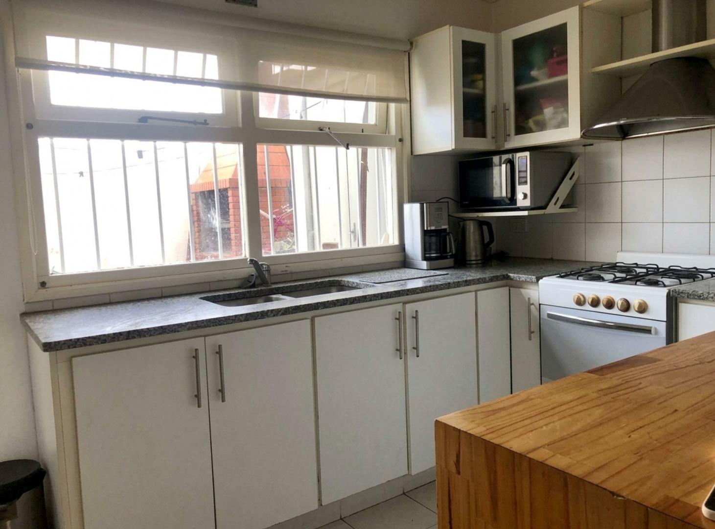 Foto de ALQUILER DÚPLEX DE 3 PLANTAS CON PATIO Y PARRILLA, imagen 4
