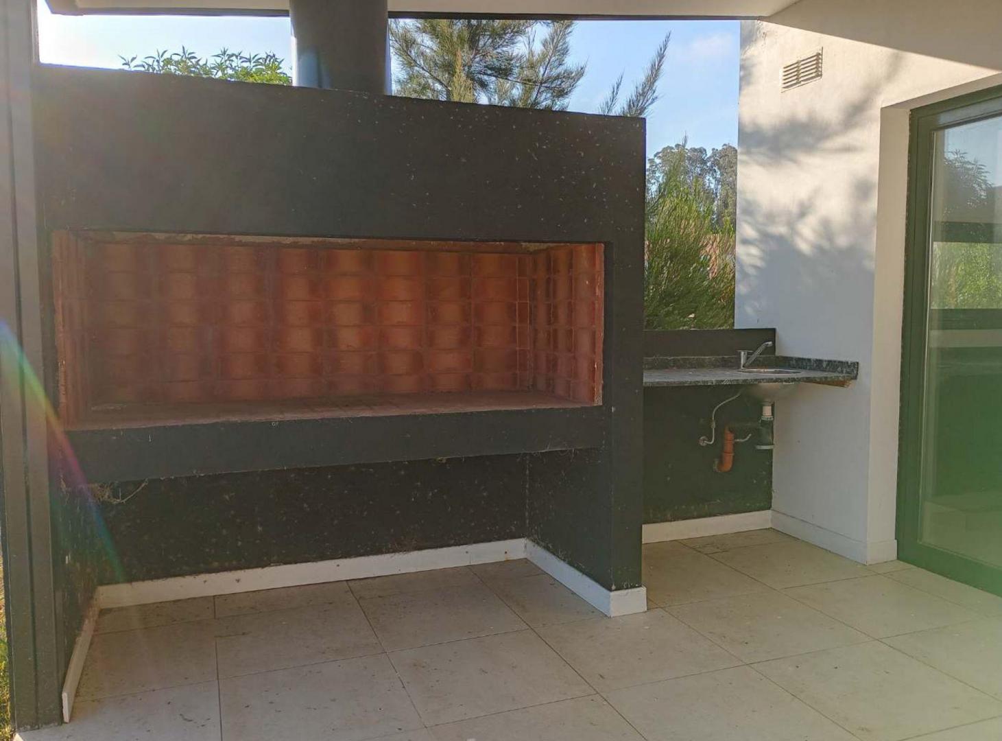 Foto de Casa a estrenar con piscina y 4 habitaciones, imagen 2