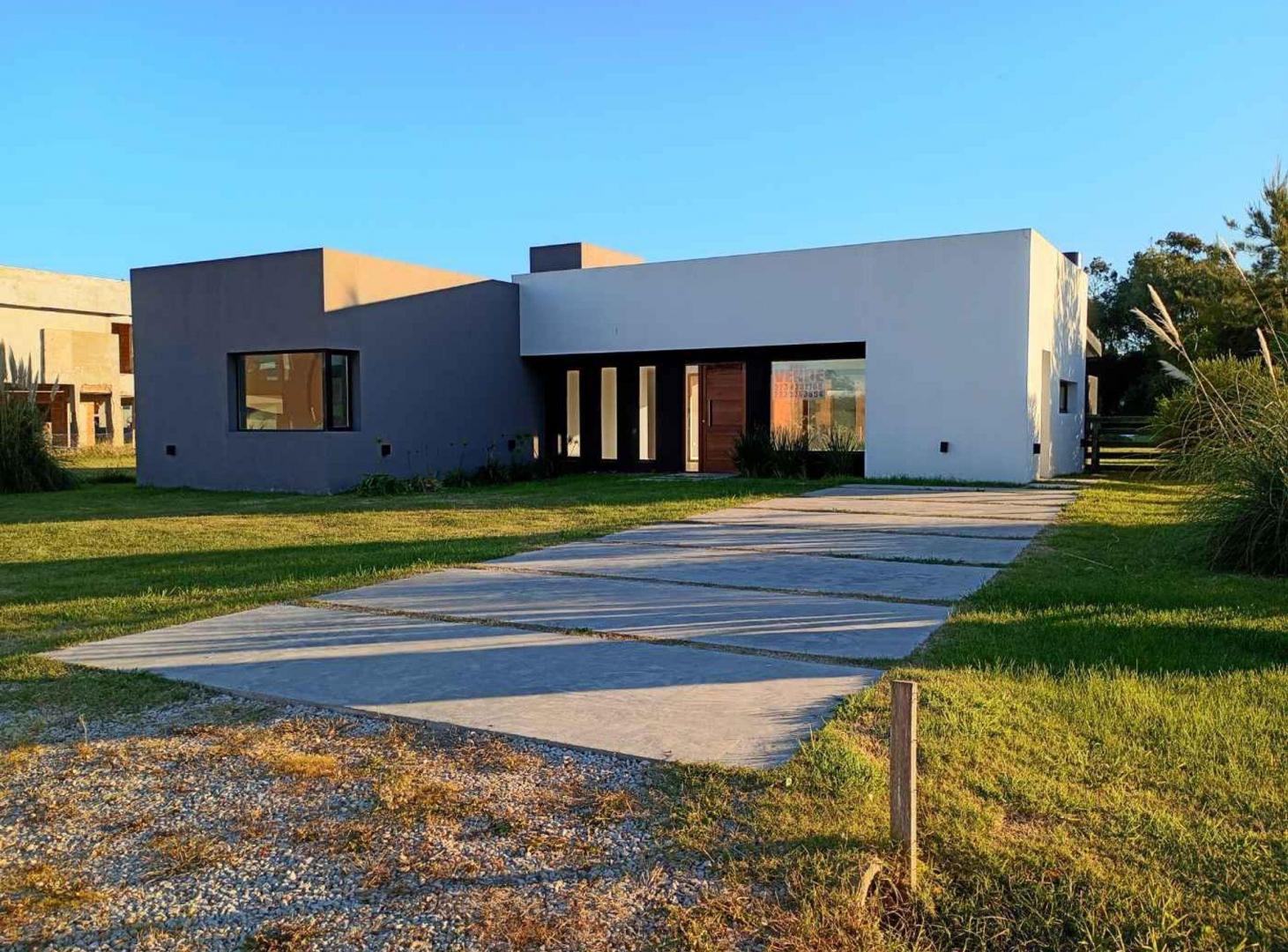 Foto de Casa a estrenar con piscina y 4 habitaciones, imagen 3