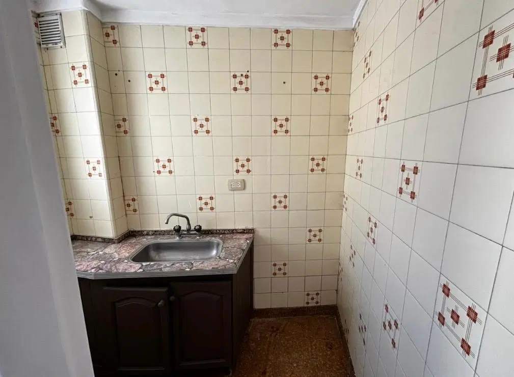 Departamento monoambiente en alquiler en Avellaneda 4