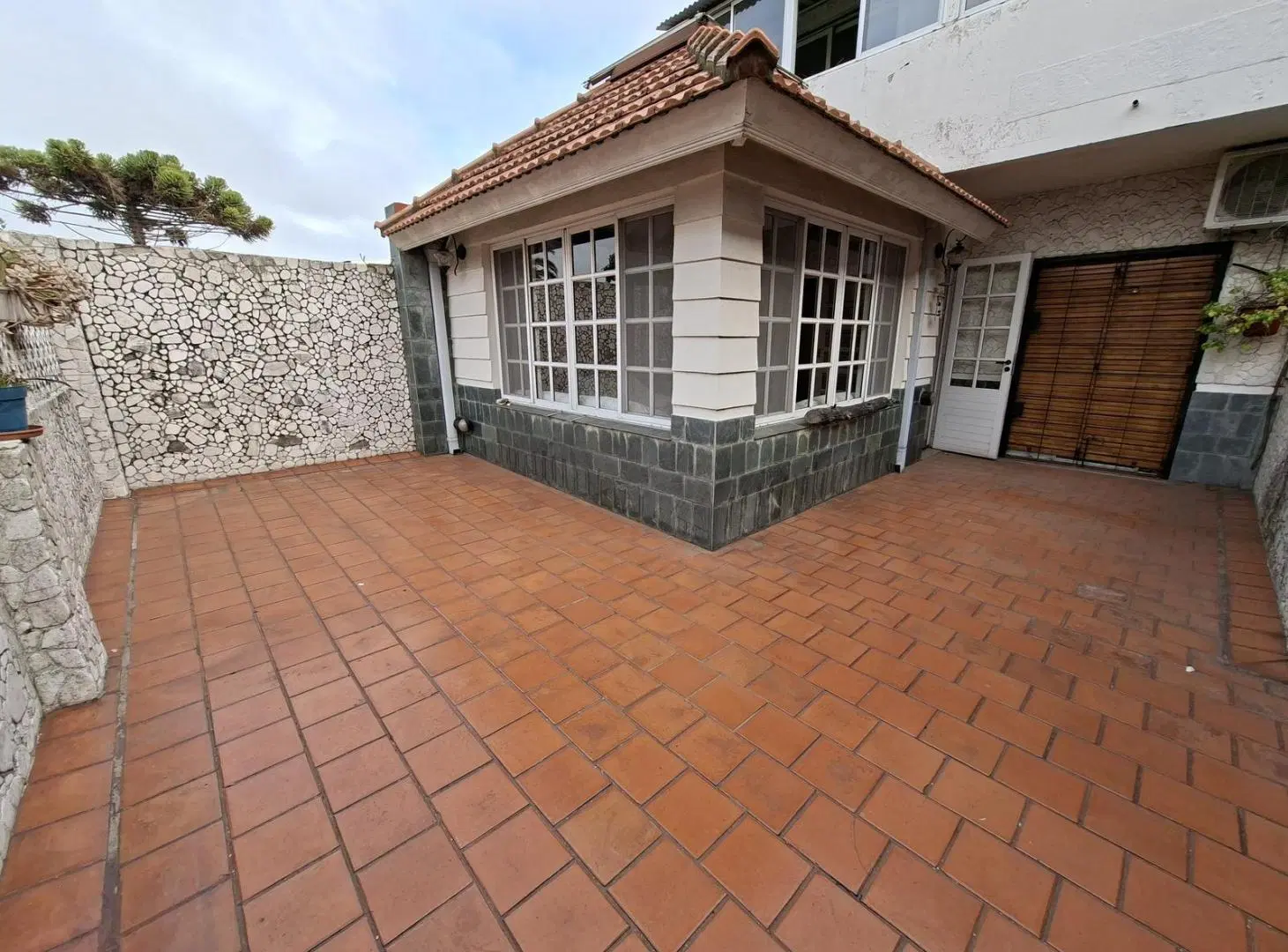 Departamento 4 ambientes en venta en Sarandi 4