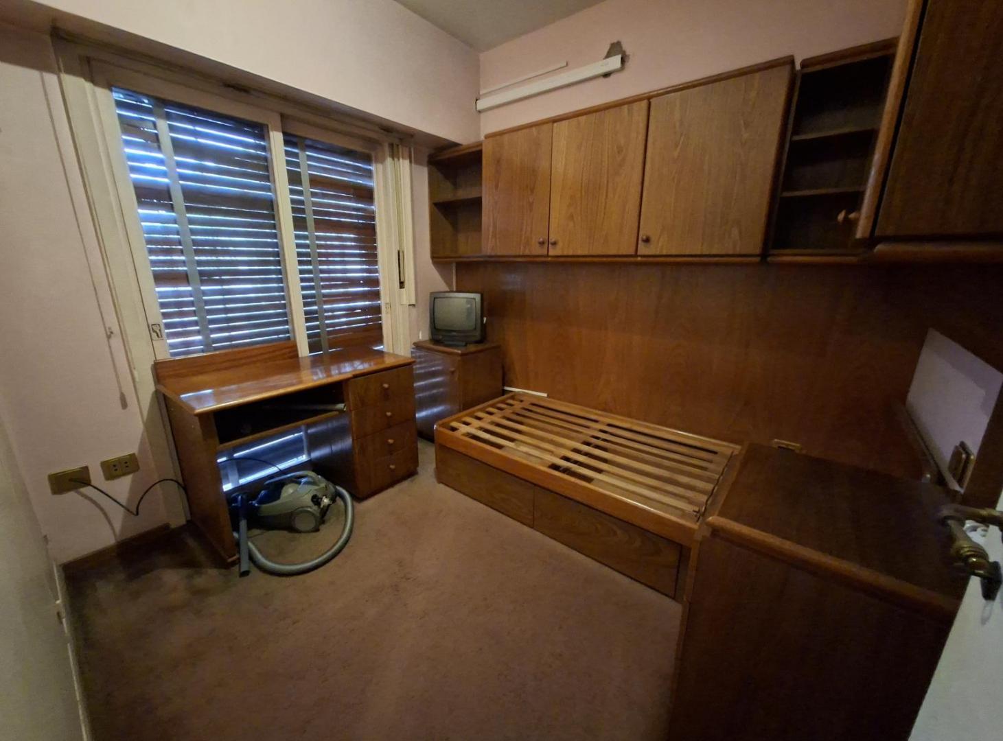 Foto de Departamento 4 ambientes en venta en Sarandi, imagen 3
