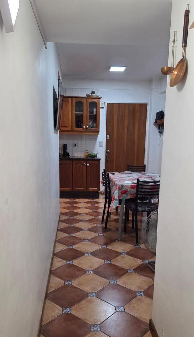 Foto de Departamento en venta 4 ambientes con cochera en Avellaneda, imagen 3