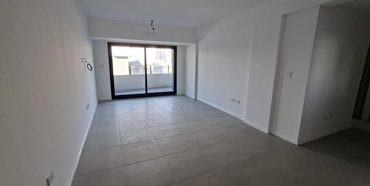 Departamento 3 ambientes en alquiler en Avellaneda 8