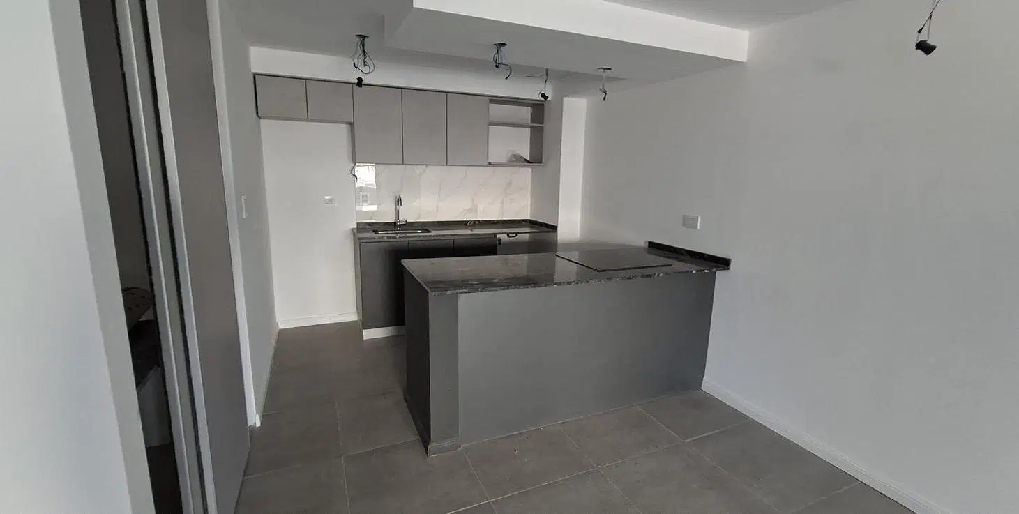 Departamento 3 ambientes en alquiler en Avellaneda 2