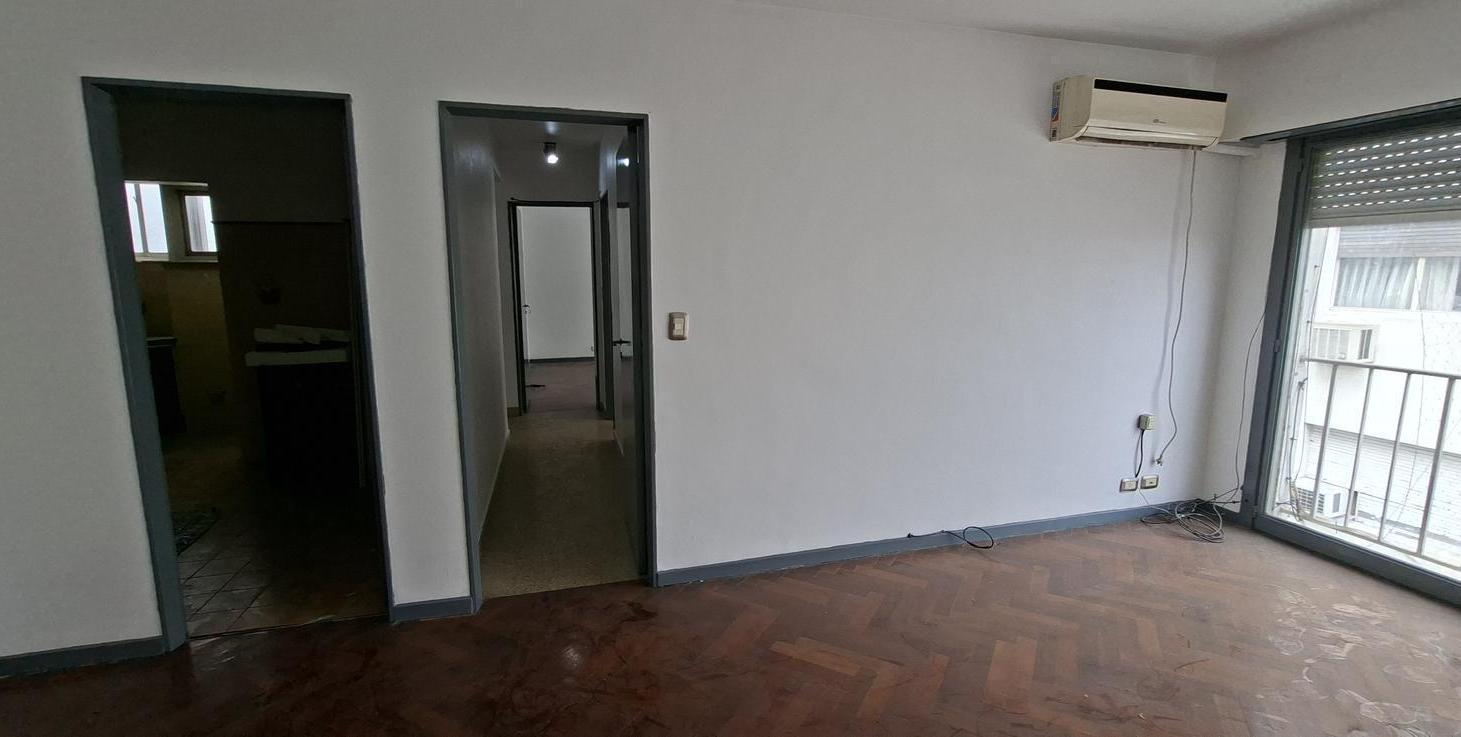 Foto de Departamento en Alquiler 3 ambientes en Avellaneda, imagen 1