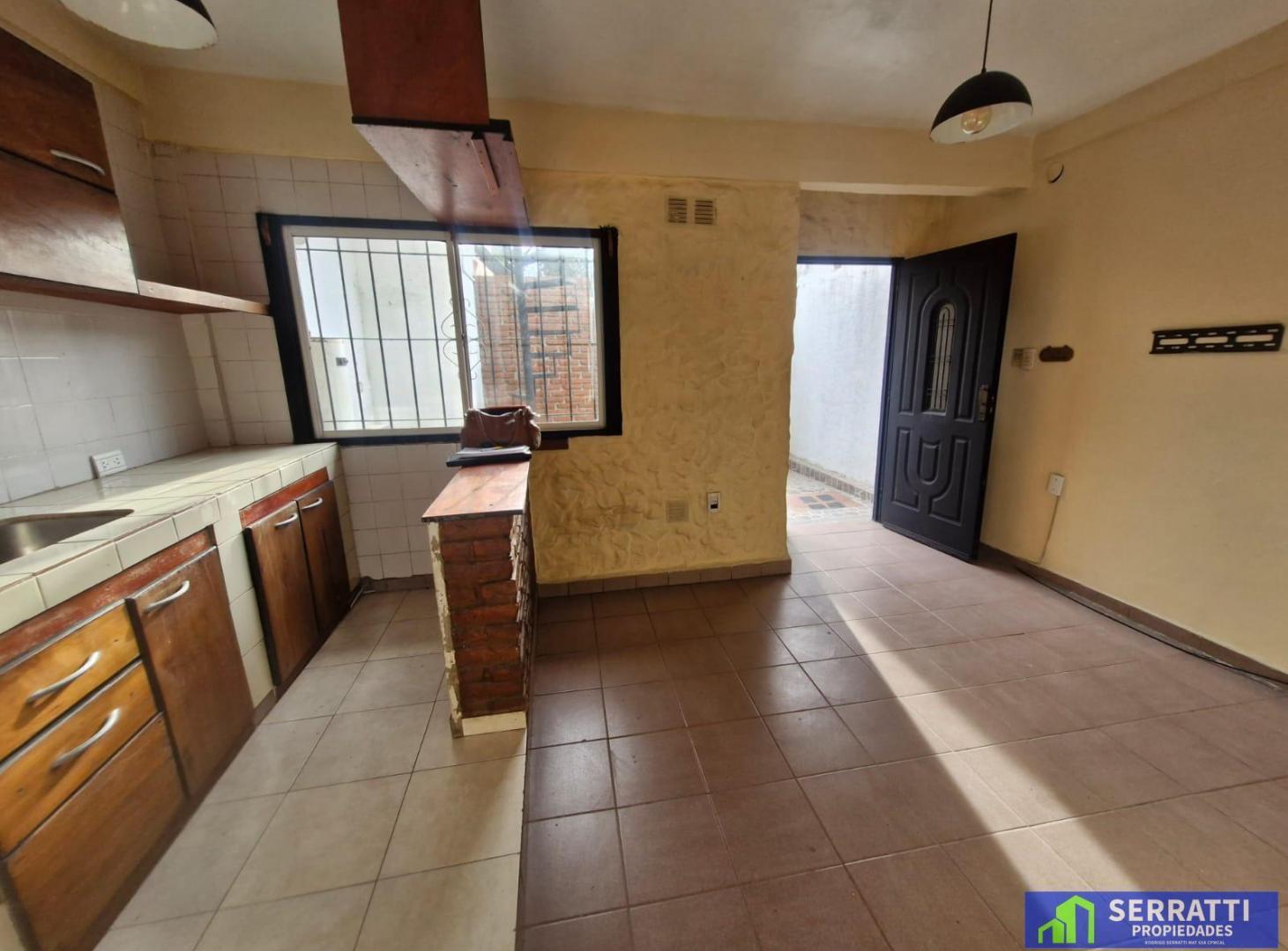 Foto de Departamento en venta 2 ambientes con terraza en Bernal, imagen 2
