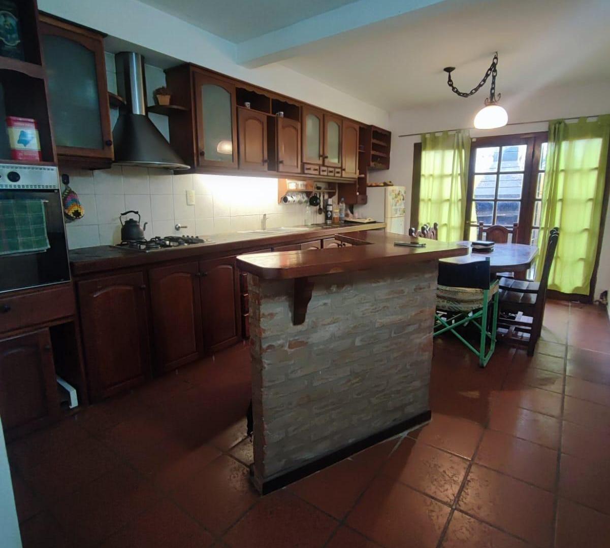 Foto de Dúplex 3 amb en venta, Italia al 300! Villa Primera, Mar del Plata., imagen 2