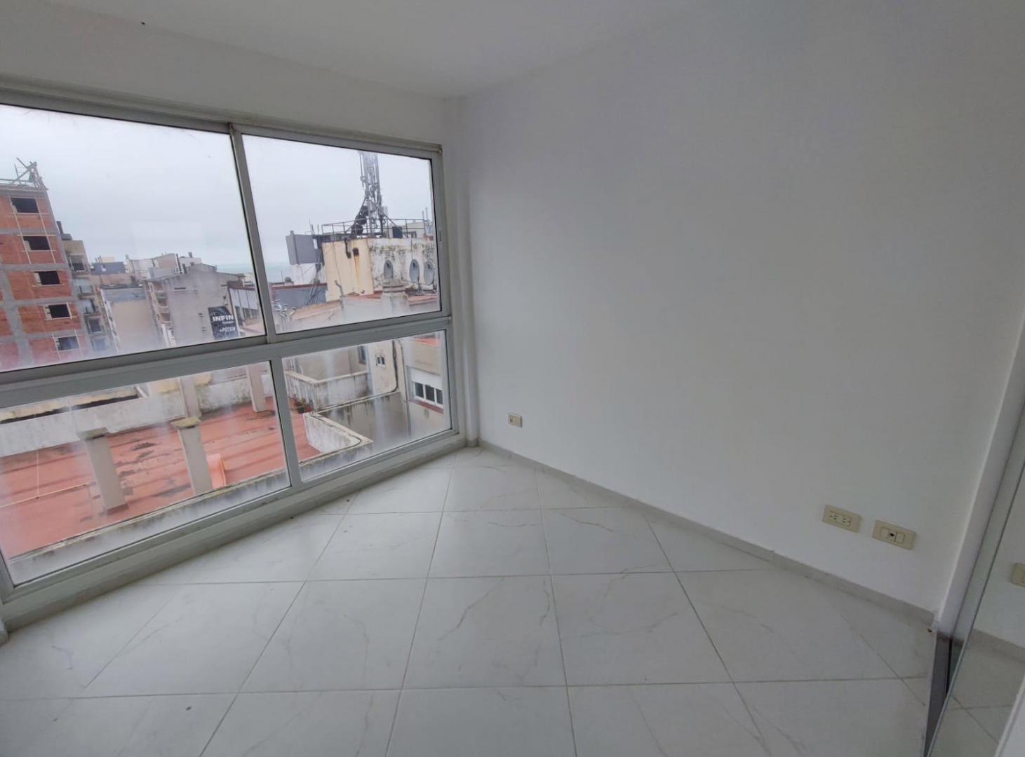 Foto de 2 ambientes con vista al mar al contrafrente en Barrio La Perla, ciudad, imagen 2