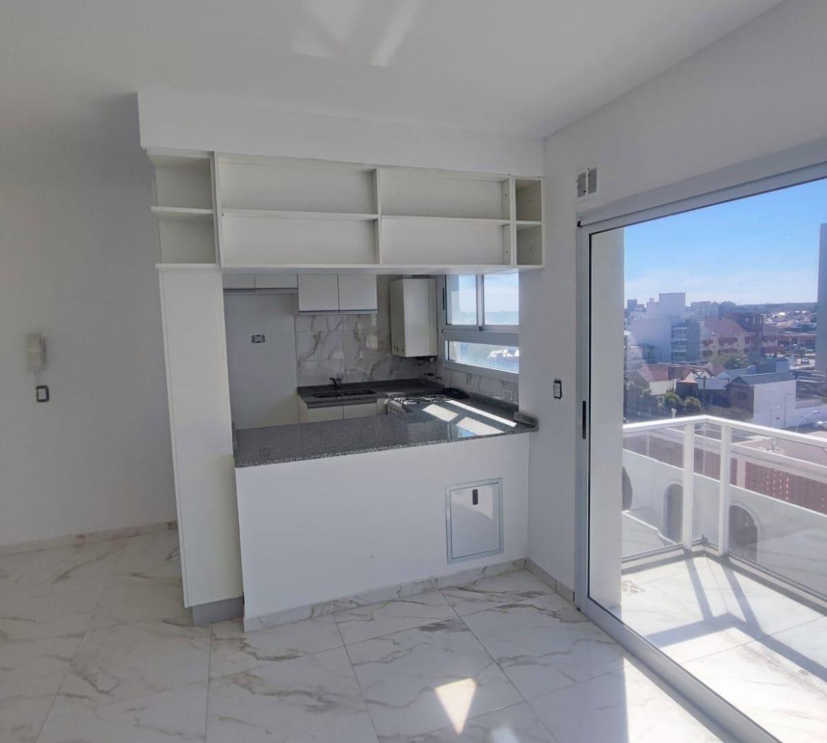 Foto de Departamento Parque Luro con vista al mar!, imagen 3