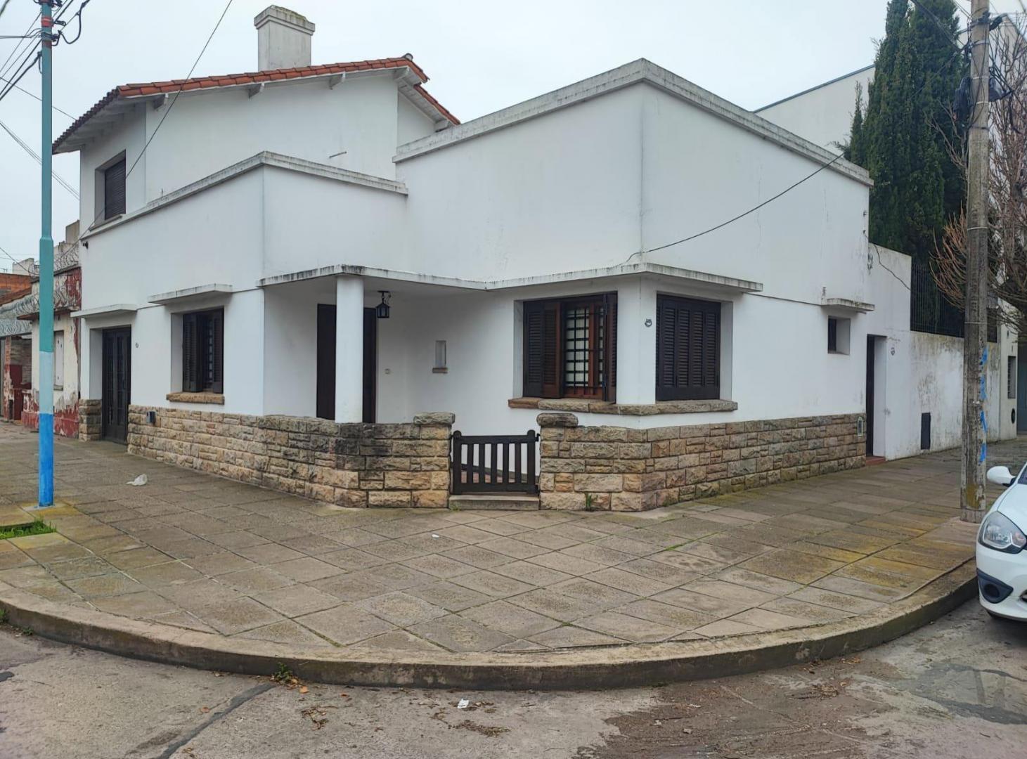 Foto de Casa 3 ambientes en venta en Nueva Pompeya. Chacabuco y Olazabal., imagen 1