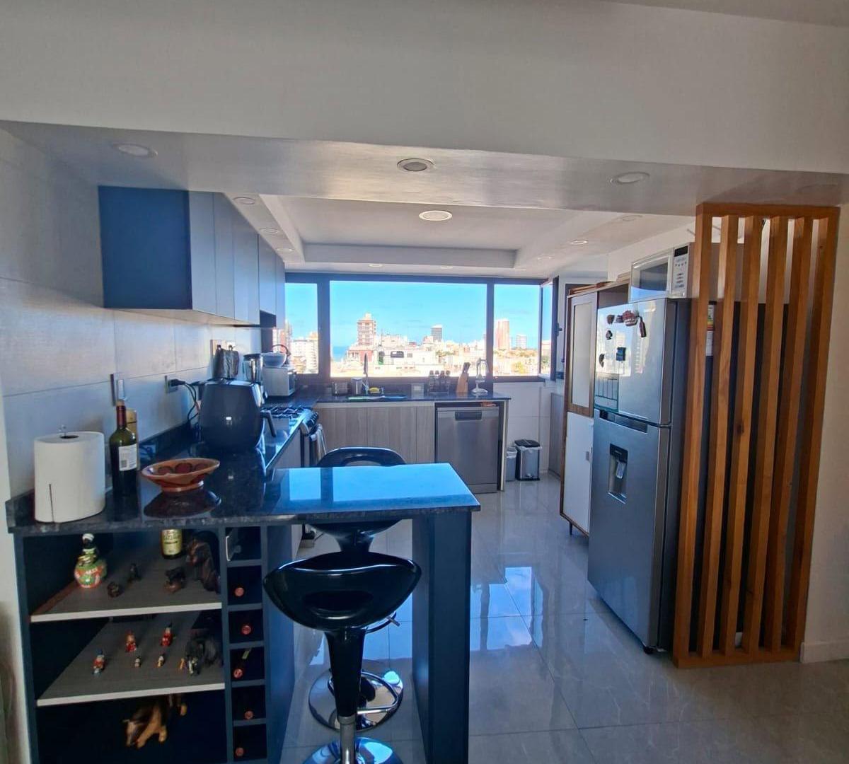 Foto de Colón y Alsina, 3 ambientes con vista al mar y cochera!, imagen 5