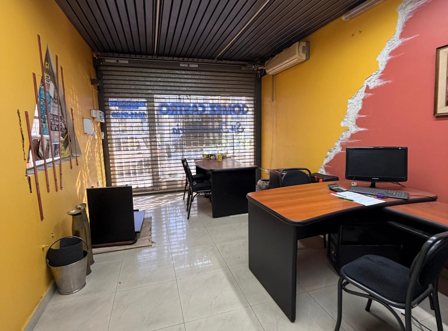 Foto de Local comercial en alquiler en Liniers, imagen 1