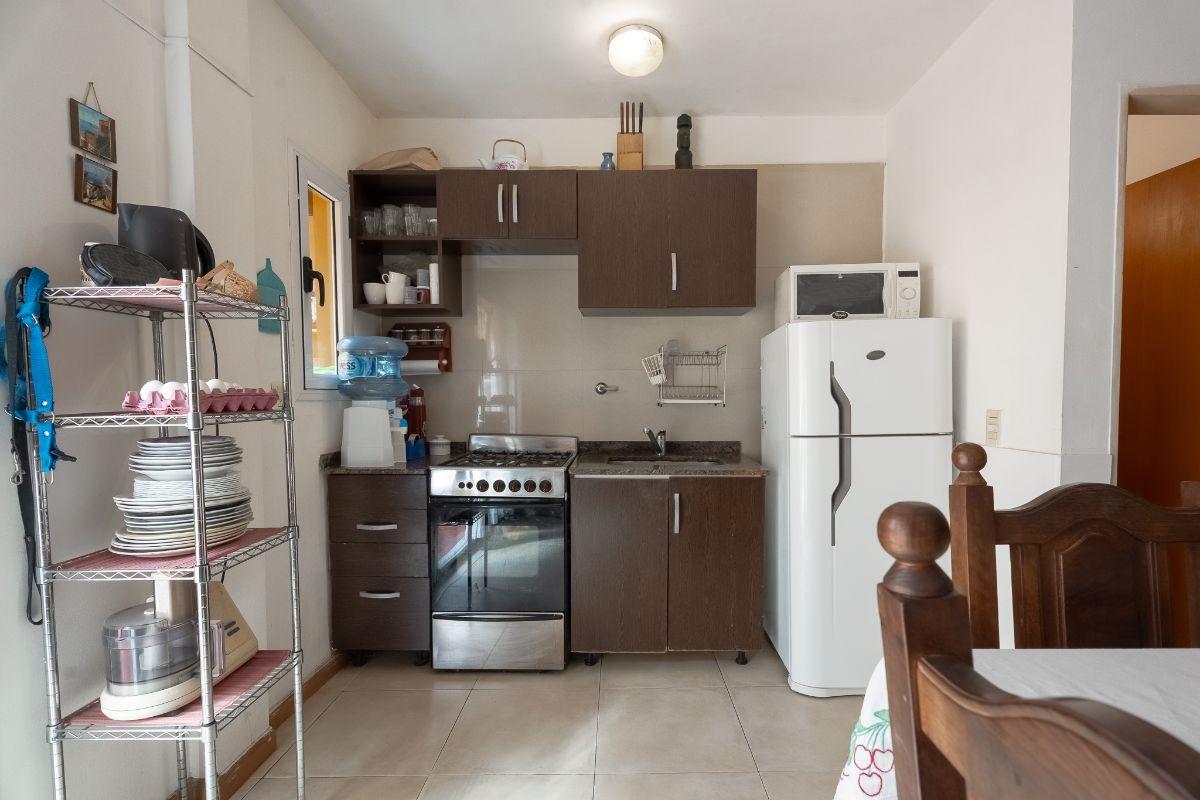 Foto de PH 2 AMBIENTES EN VENTA EN VILLA SANTA RITA CON JARDÍN Y COCHERA, imagen 5