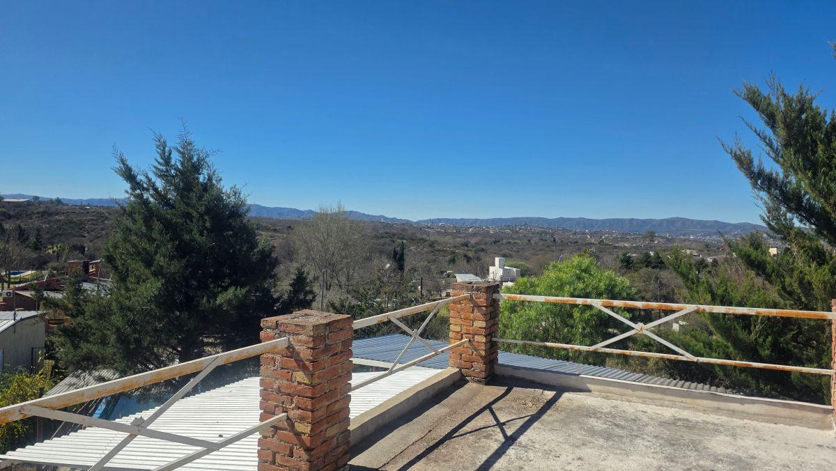Foto de CASA CON PILETA , VISTA A LAS SIERRAS, imagen 1
