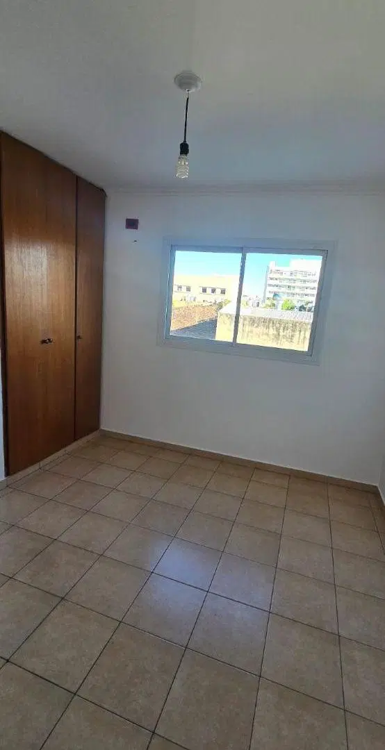 HERMOSO DEPTO DE UN DORMITORIO!! A MTS DE BV. CASTRO BARROS!! 5