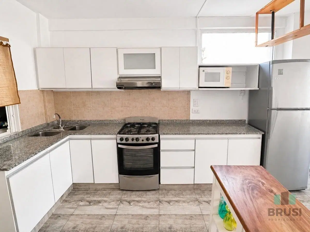 ¡Listo para disfrutar! Dúplex de 3 ambientes para vivir o invertir imperdible. 3
