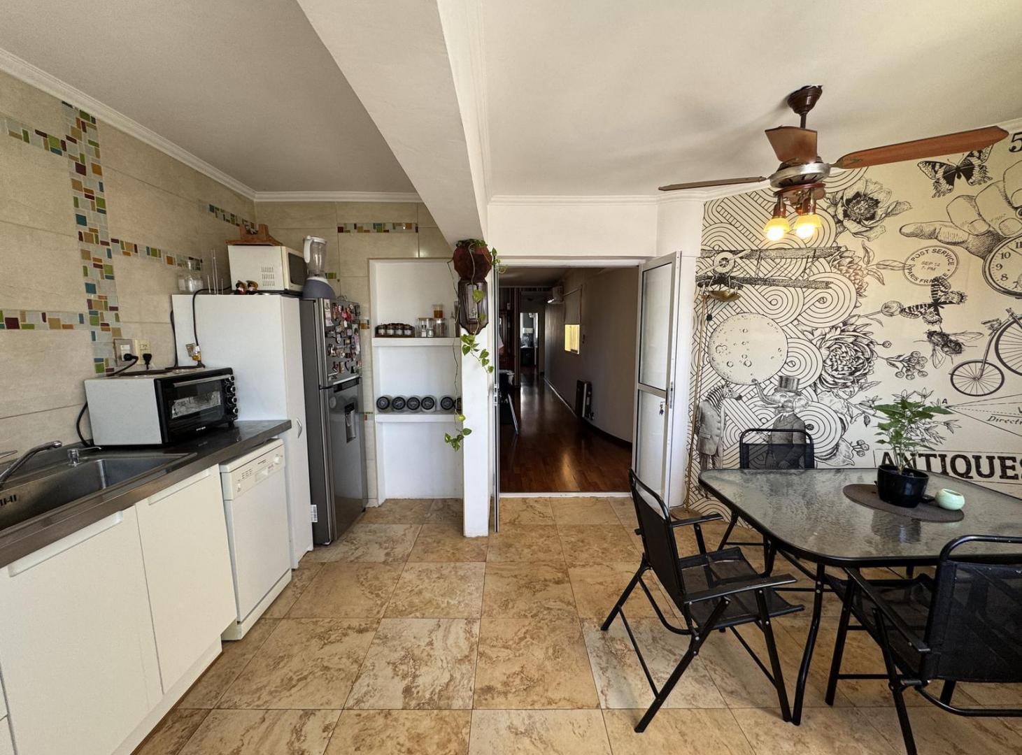 Departamento 2 dormitorios con cochera - Zona Parque Urquiza