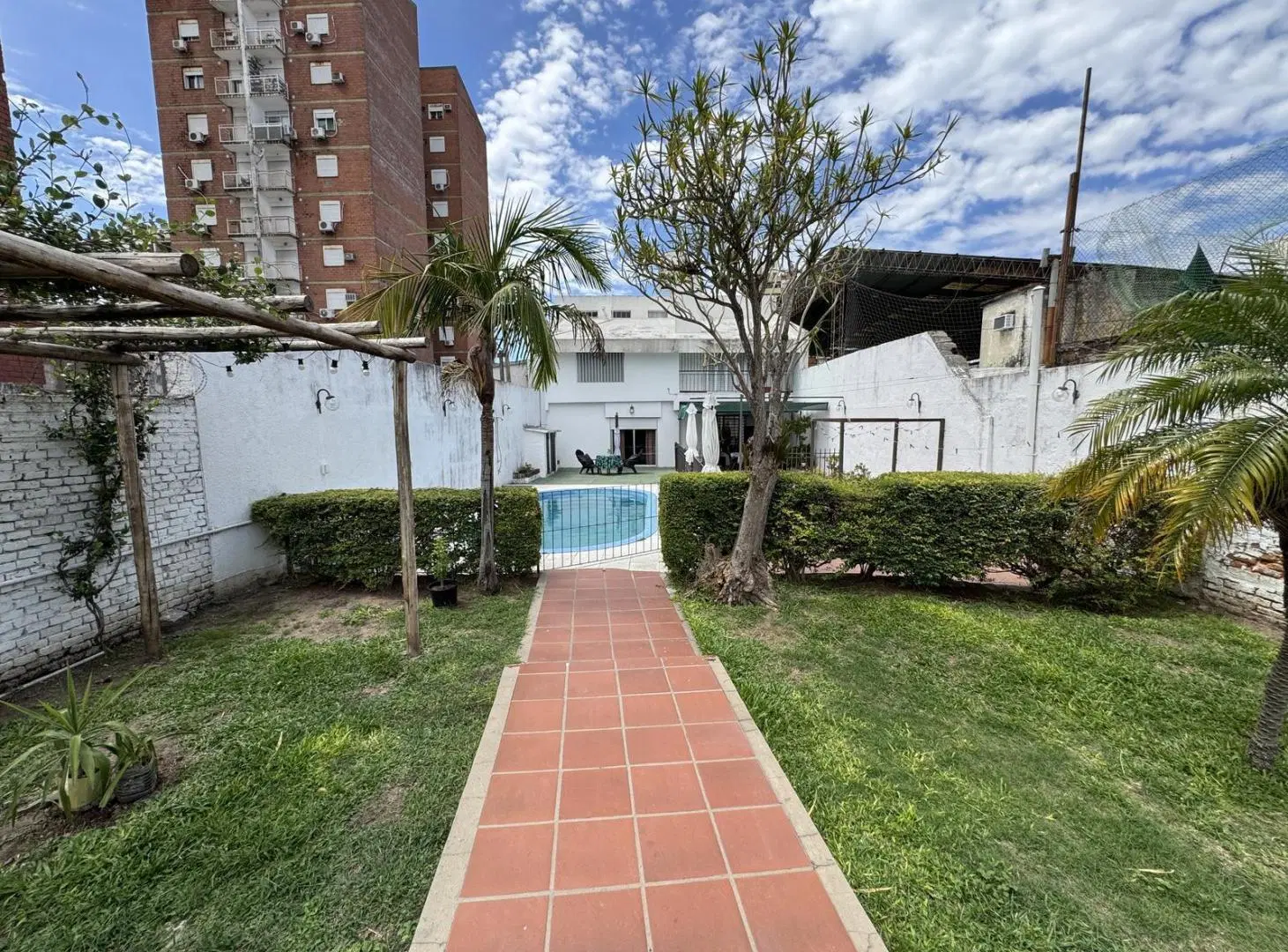CASA 4 DORMITORIOS | APTA CRÉDITO | PILETA Y QUINCHO | CENTRO 2