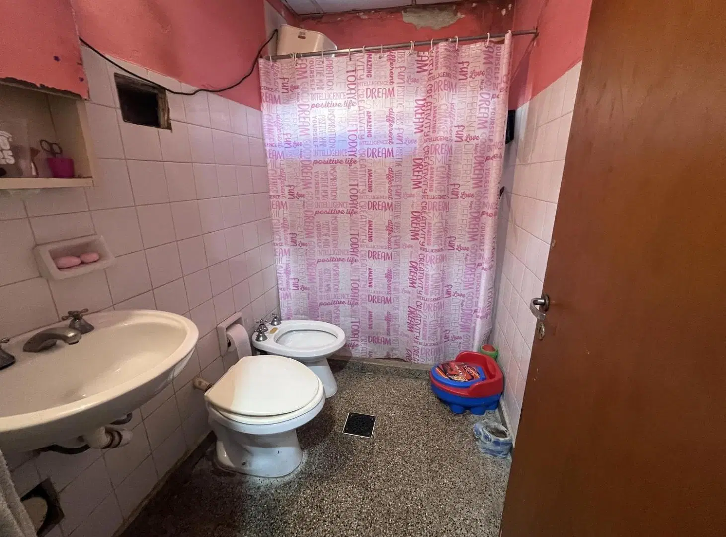 Departamento 2 dormitorios en planta baja | Patio | Zona Paraná XX 4
