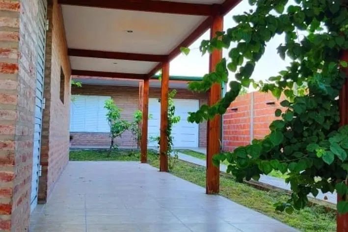 Casa a estrenar 2 dormitorios + quincho | Apto crédito | Colonia Avellaneda 5