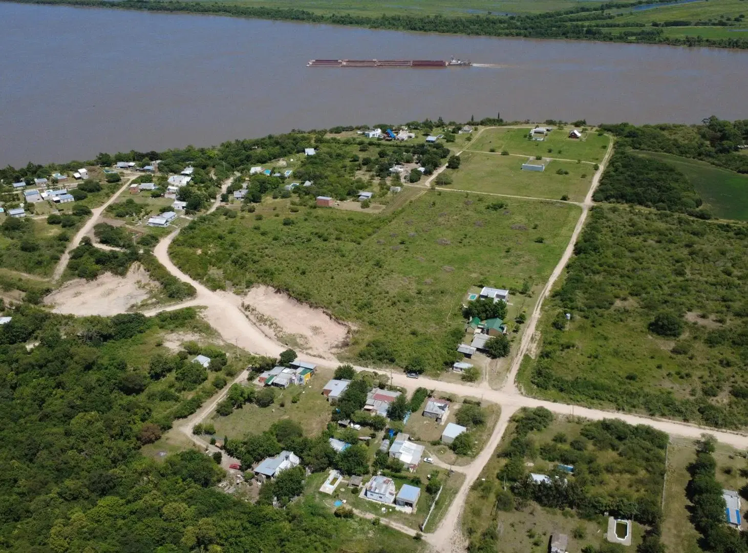 Lote 600 m² | A 500 m del río | Alvear 4
