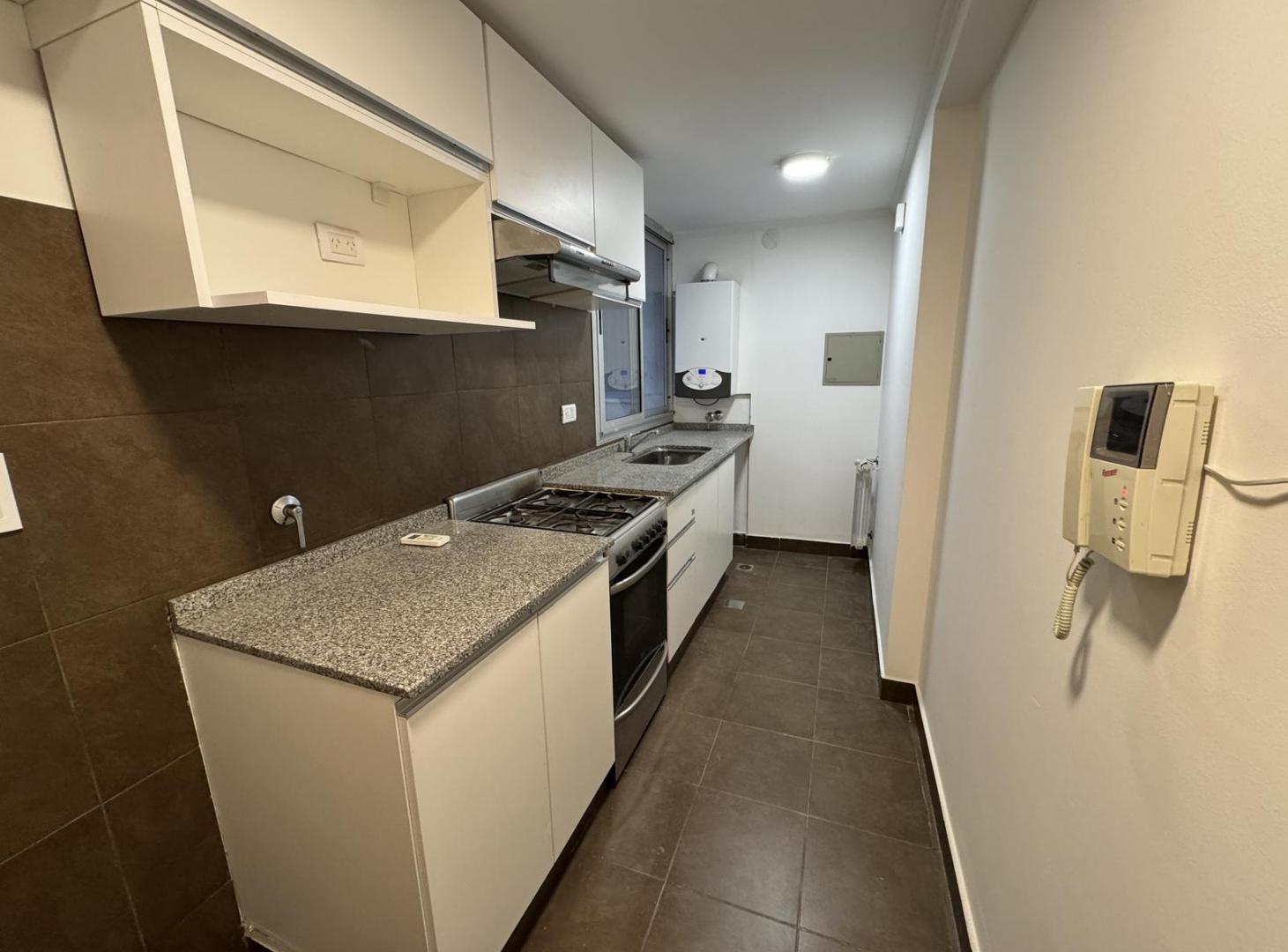 Foto de DEPARTAMENTO 2 DORMITORIOS CON COCHERA | PARQUE URQUIZA, imagen 3