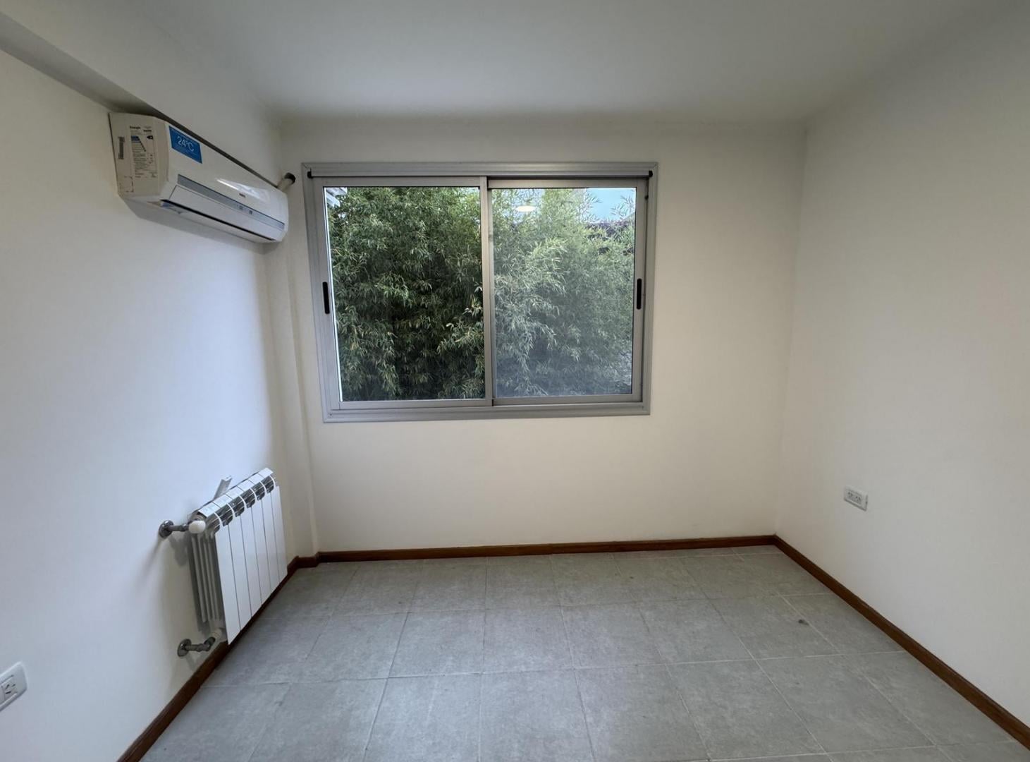 Foto de DEPARTAMENTO 2 DORMITORIOS CON COCHERA | PARQUE URQUIZA, imagen 2