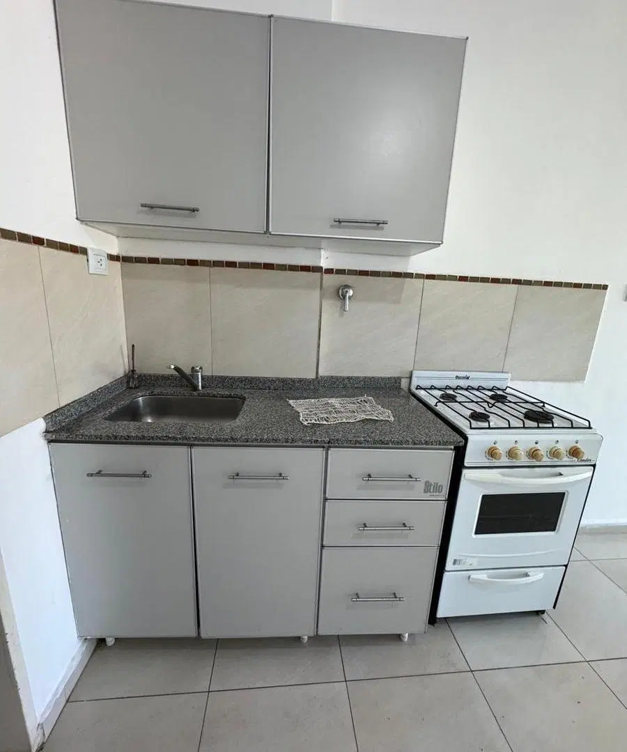 DEPARTAMENTO 1 AMBIENTE | BALCÓN | ZONA FACULTADES 5