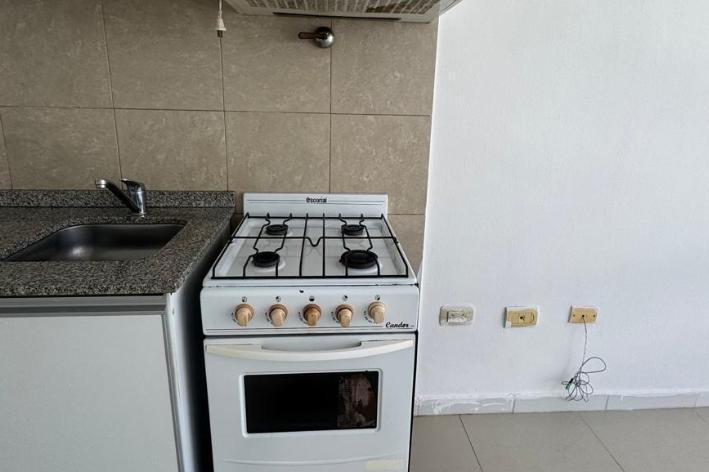 Foto de DEPARTAMENTO 1 DORMITORIO | ZONA CENTRO, imagen 2