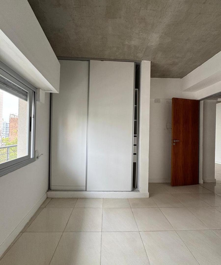 Foto de ALQUILER - Departamento 1 Dormitorio zona Parque Urquiza, imagen 2