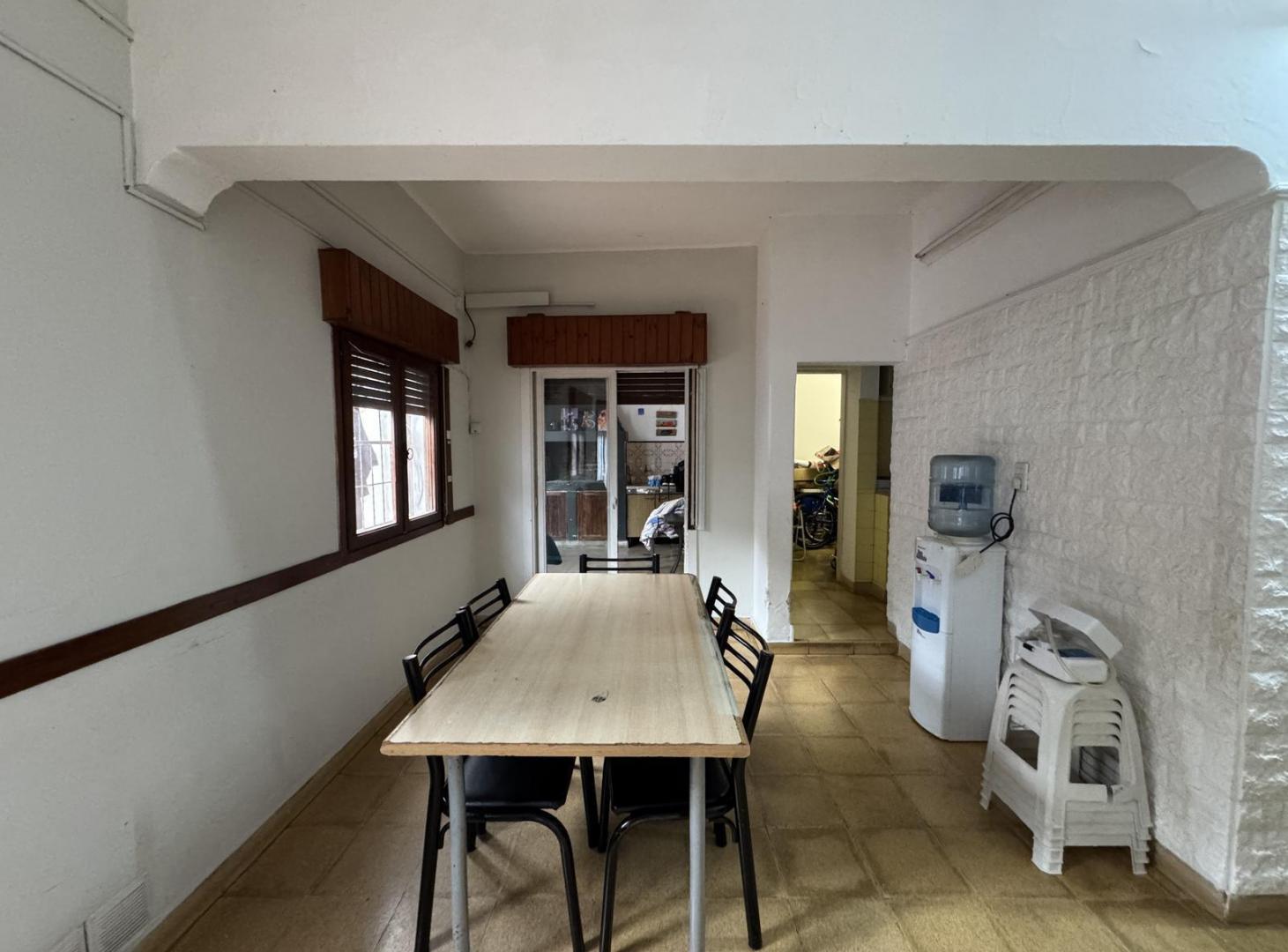Foto de VENDO - Casa 3 dormitorios con patio y cochera APTA CRÉDITO HIPOTCARIO, imagen 2