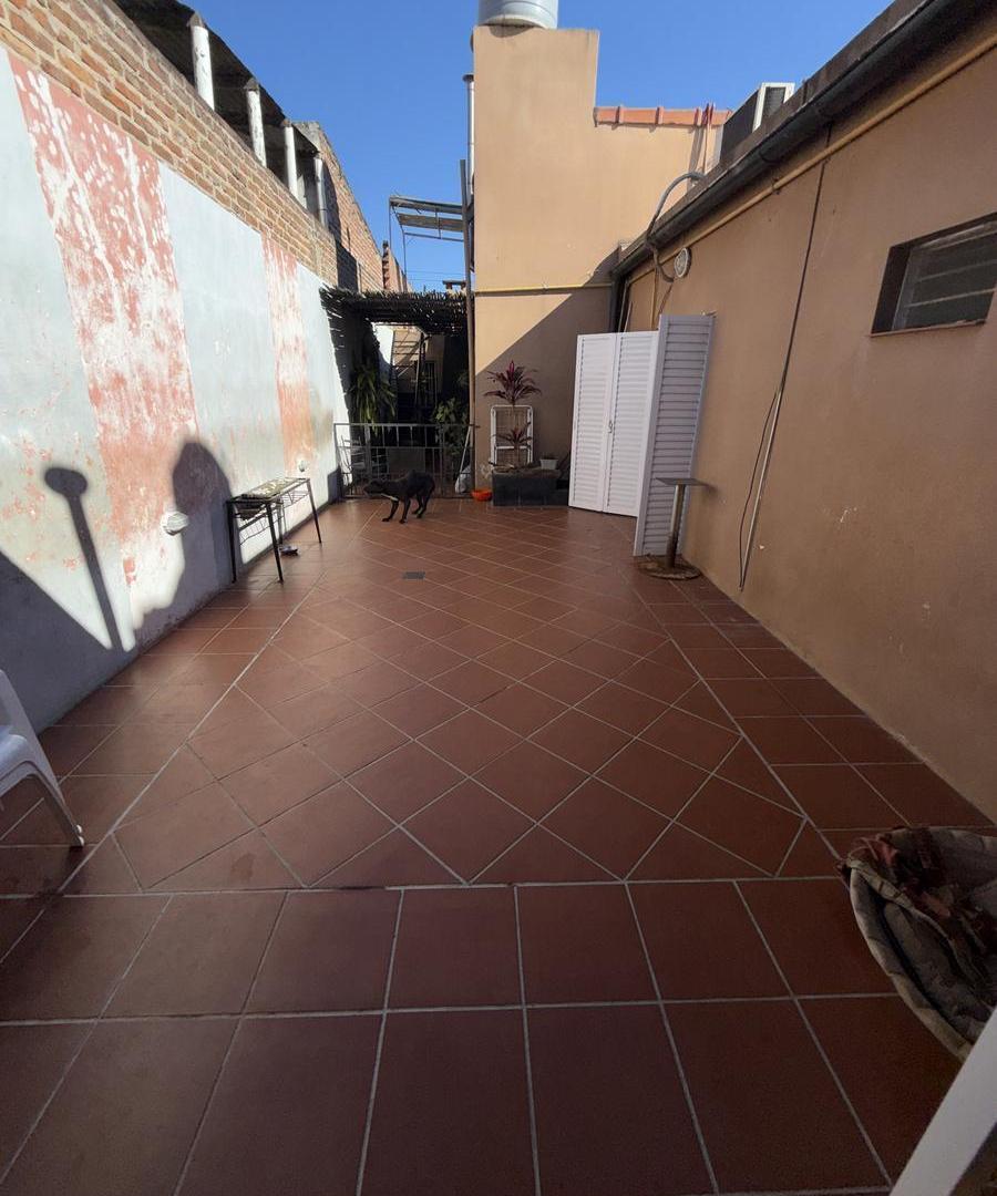 Foto de CASA 3 DORMITORIOS ZONA AV. RAMIREZ Y LAURENCENA, imagen 5