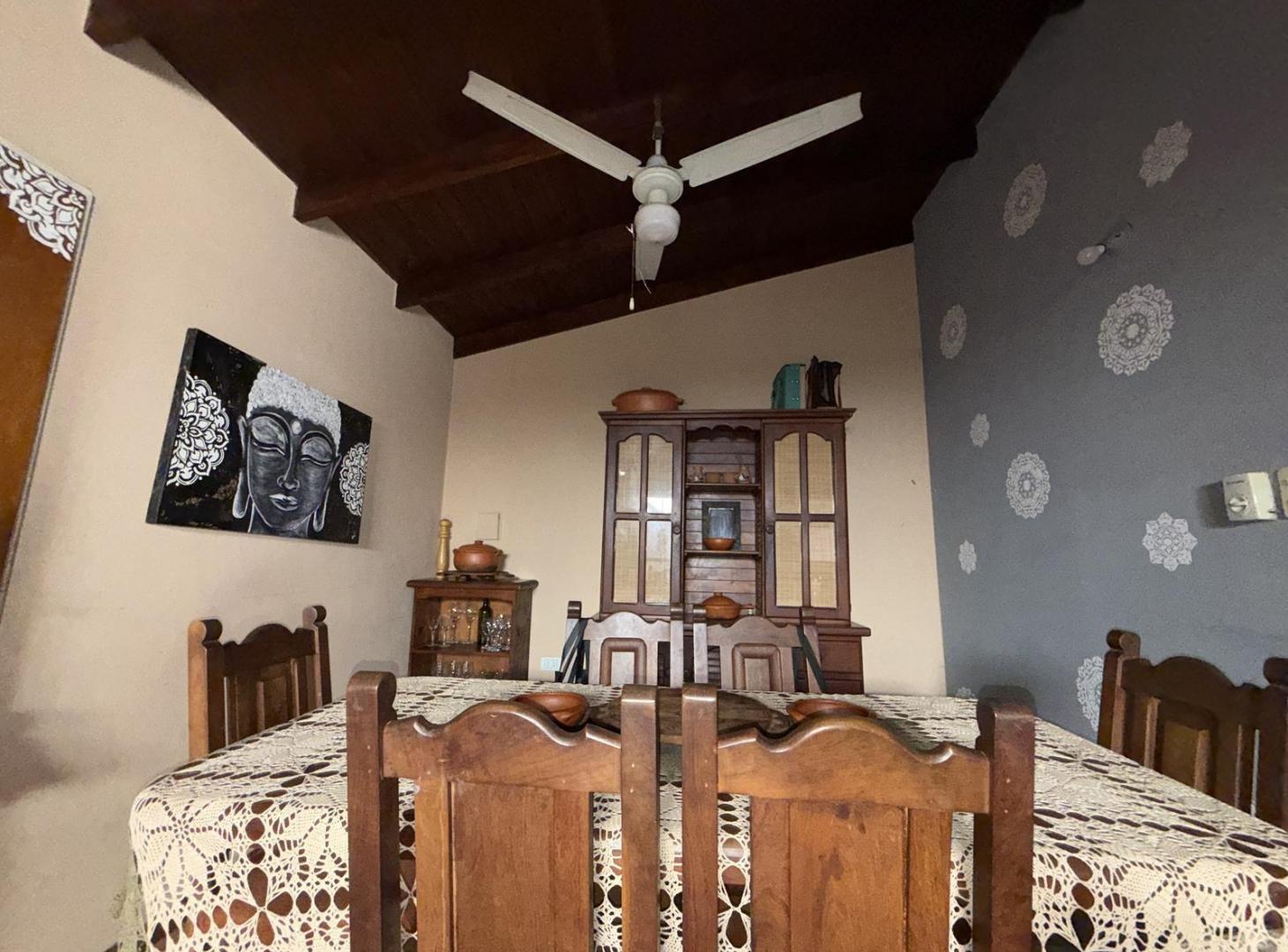 Foto de CASA 3 DORMITORIOS ZONA AV. RAMIREZ Y LAURENCENA, imagen 1