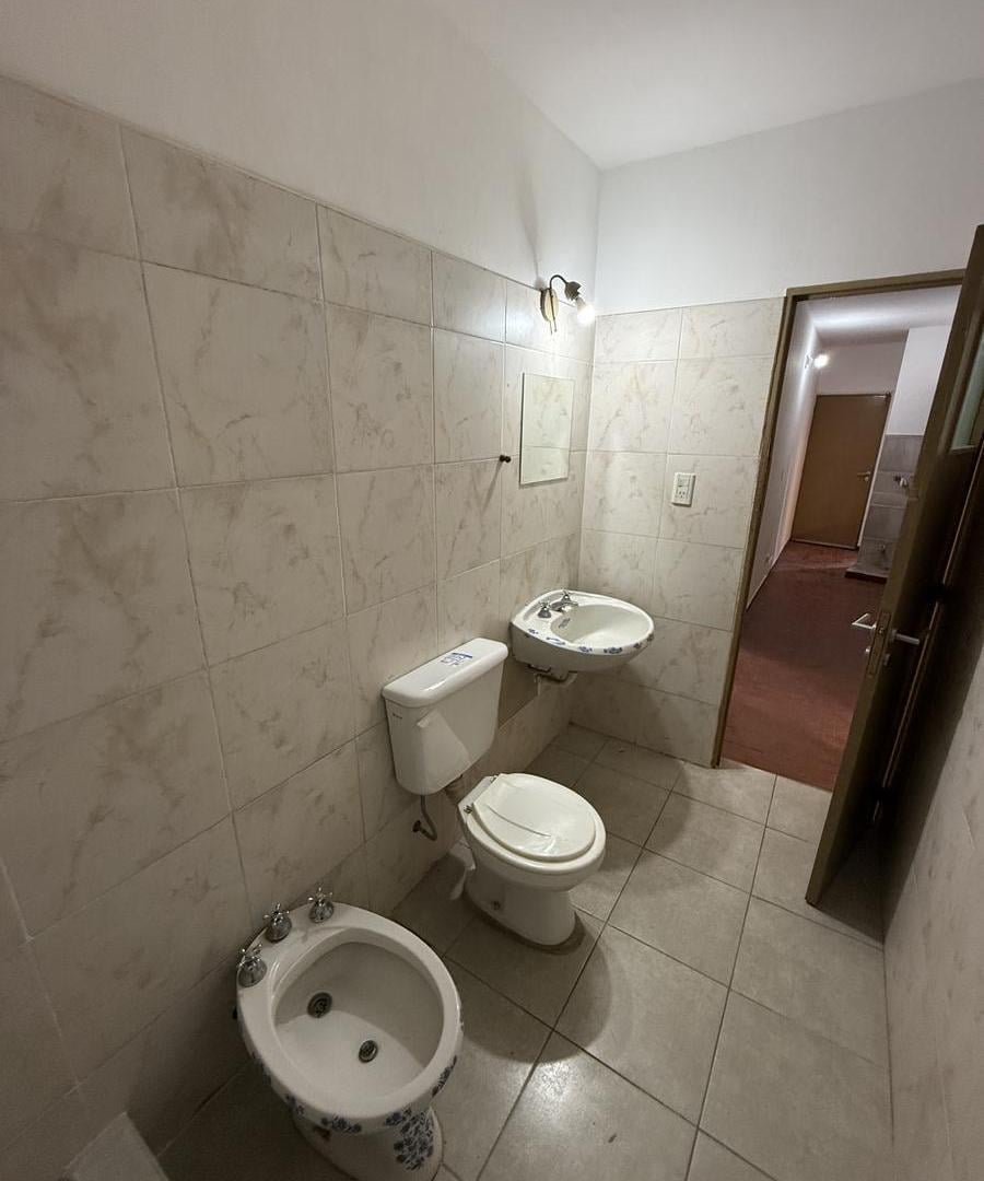 Foto de ALQUILER DEPARTAMENTO 2 DORMITORIOS - Yrigoyen y Echague, imagen 4