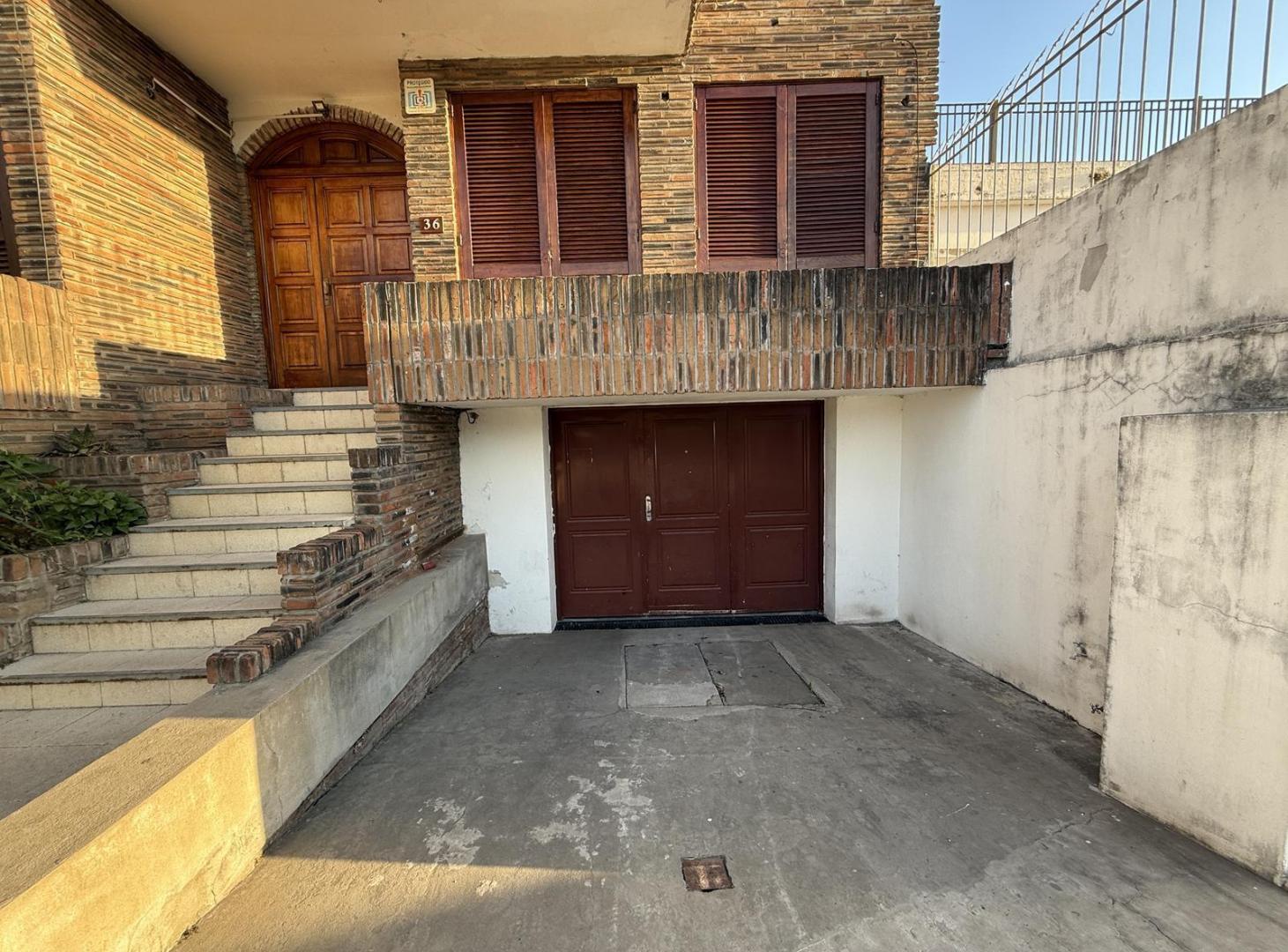 Foto de ALQUILER CASA 3 DORMITORIOS - GARAGE DOBLE | ZONA THOMPSON, imagen 4