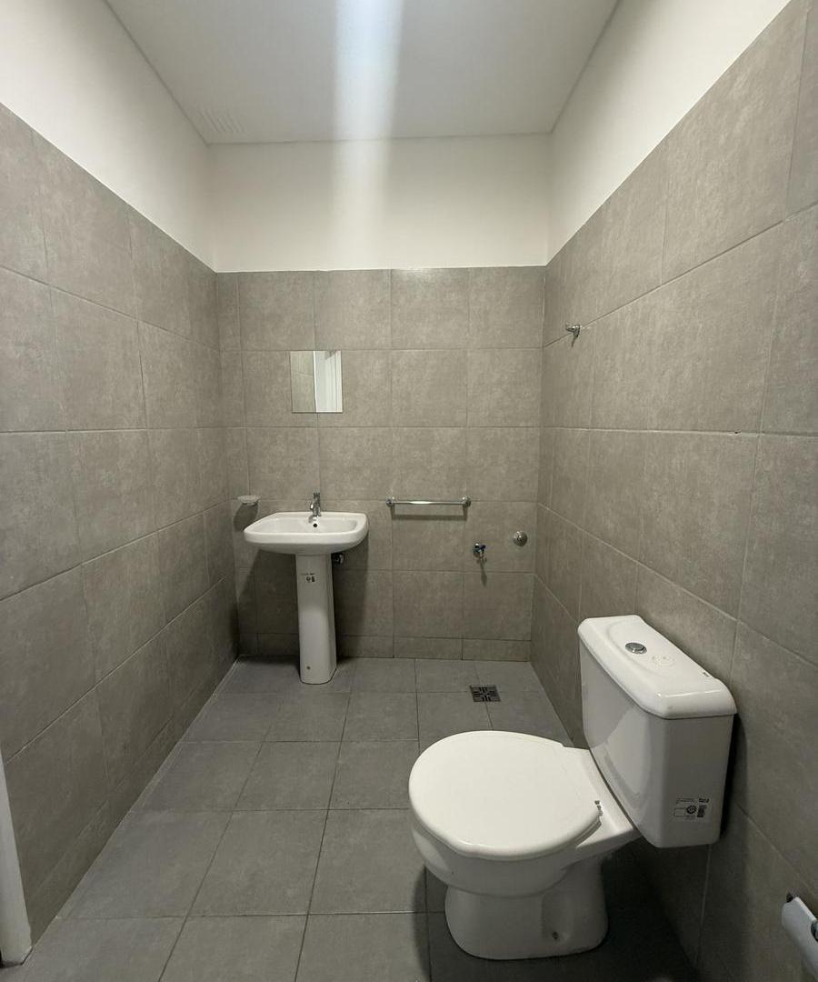 Foto de ALQUILER LOCAL COMERCIAL - ECHAGÜE E YRIGOYEN, imagen 5