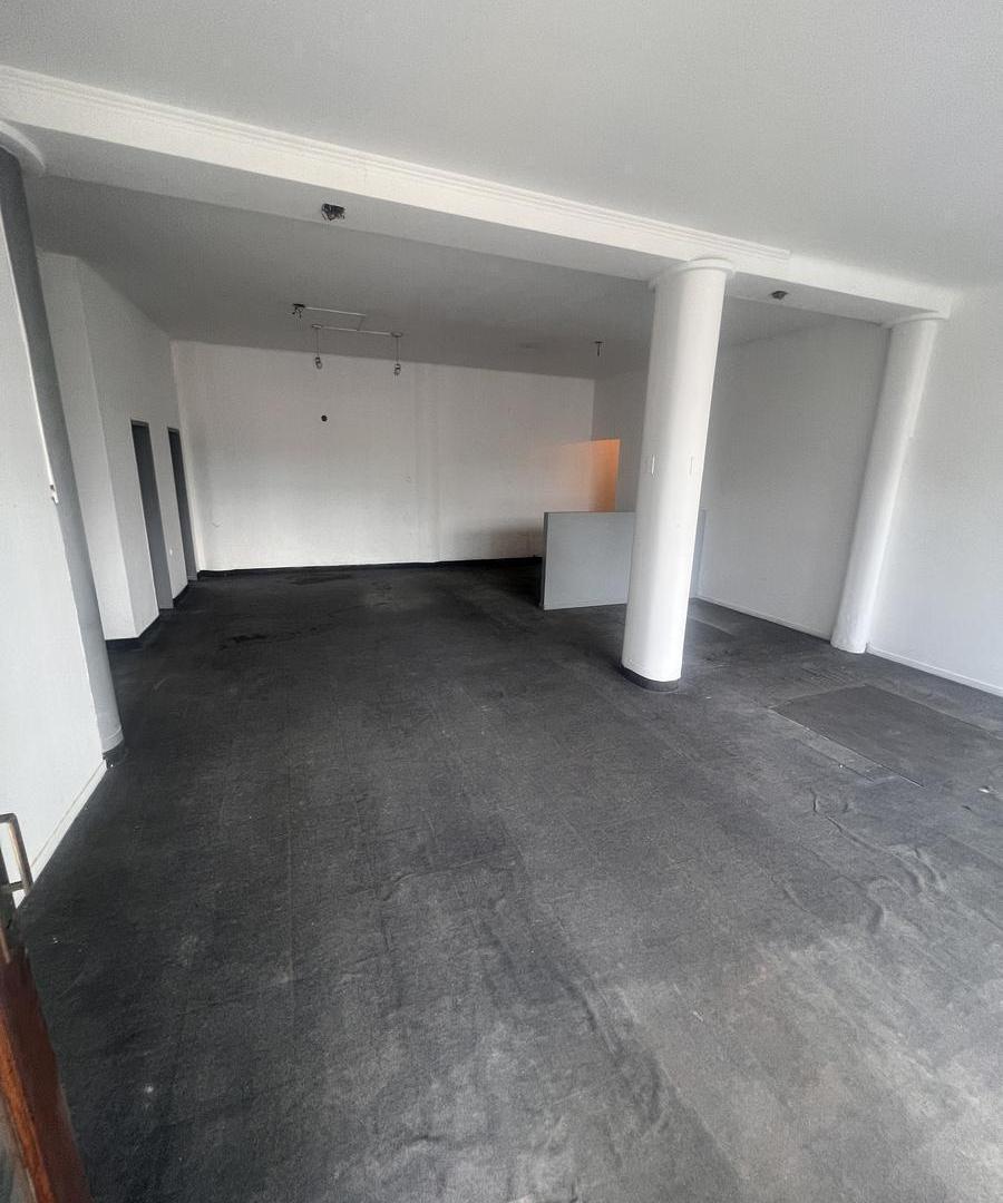 Foto de ALQUILER LOCAL COMERCIAL 114 M2 - Pellegrini y España, imagen 4