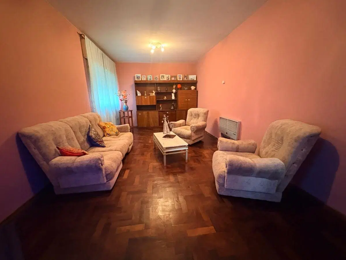 CASA TRES DORMITORIOS APTA CREDITO 3