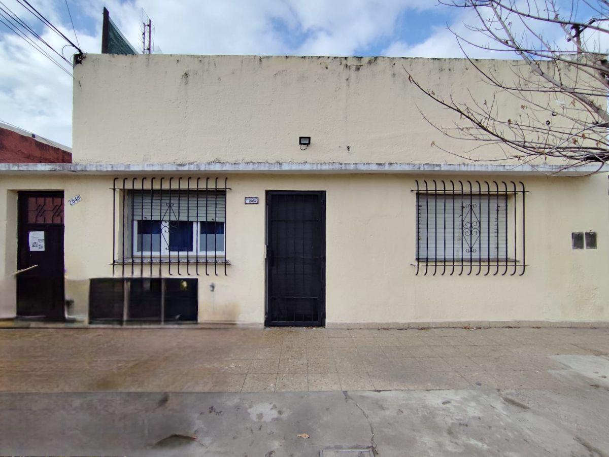 VETA EN BLOCK. 4 DTOS. TIPO CASA. IDEAL VIVIENDA MULTIFAMILIAR O INVERSOR