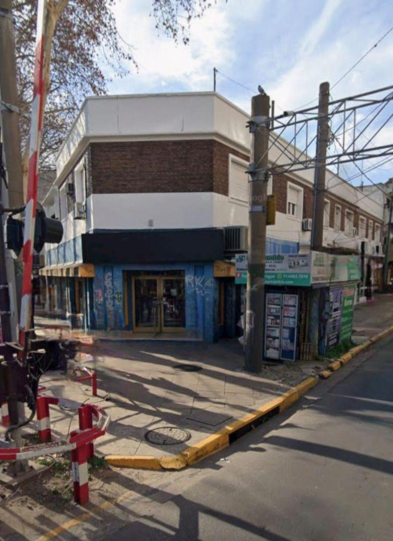 ALQUILER PROFESIONAL O COMERCIAL. UBICACIÓN ESTRATÉGICA CENTRO DE ADROGUE, FRENTE A ESTACIÓN