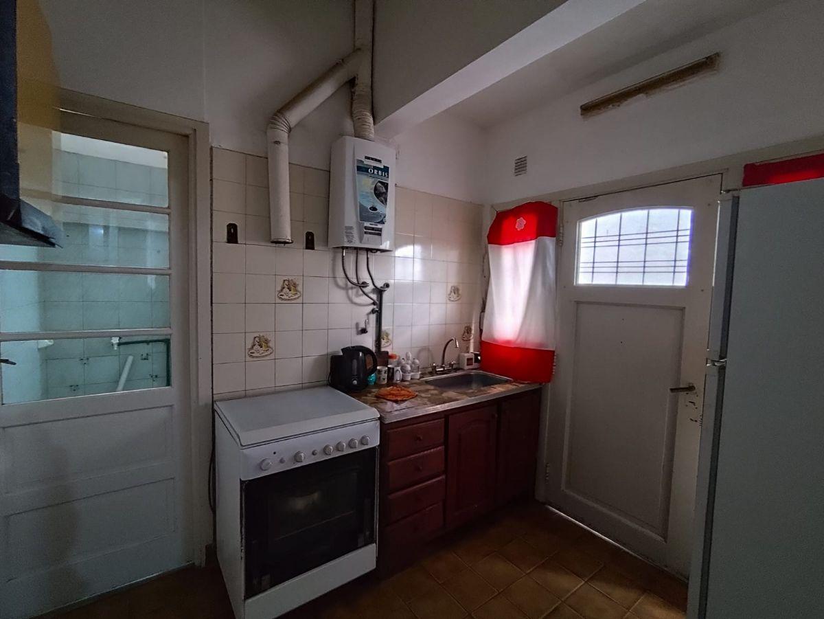 Foto de OPORTUNIDAD. VENTA EN BLOCK. 3 DTOS. IDEAL VIVIENDA MULTIFAMILIAR O INVERSIÓN, imagen 3