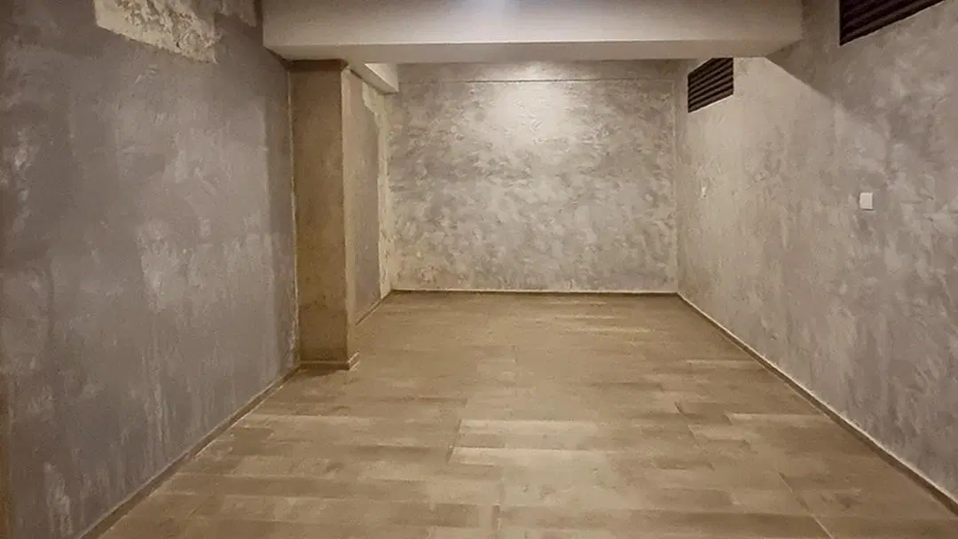 Local comercial con subsuelo - A metros del Centro de Salud 3