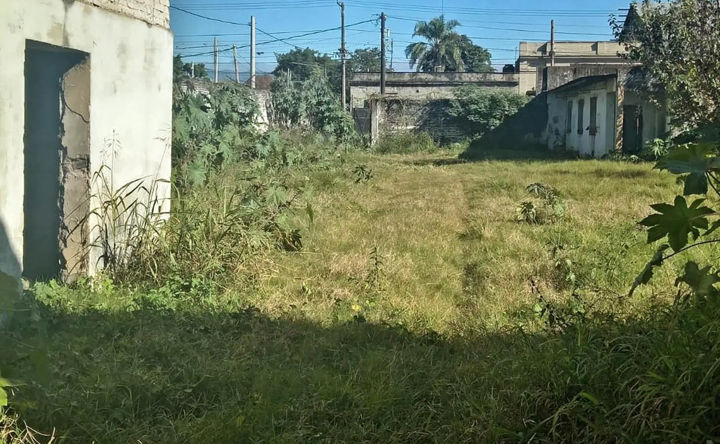 Terreno Comercial Marco Avellaneda e Italia 3