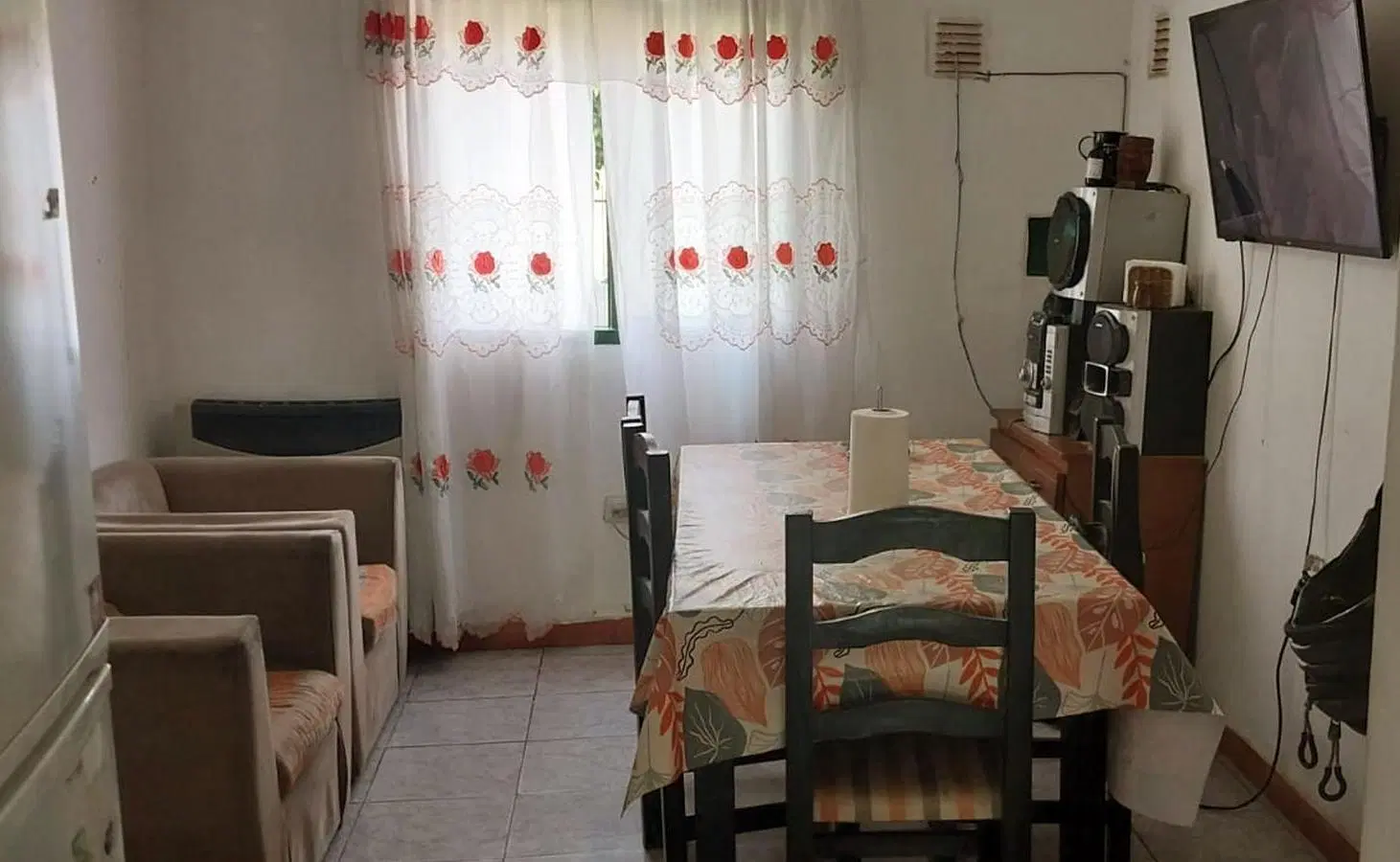 Casa Barrio Apunt - Yerba Buena 4