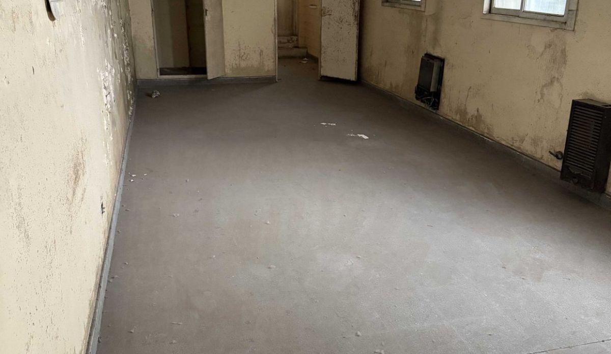 Foto de Excelente Propiedad. Lote de 885 m2. Para reciclar Clinica/Geriatrico, imagen 3