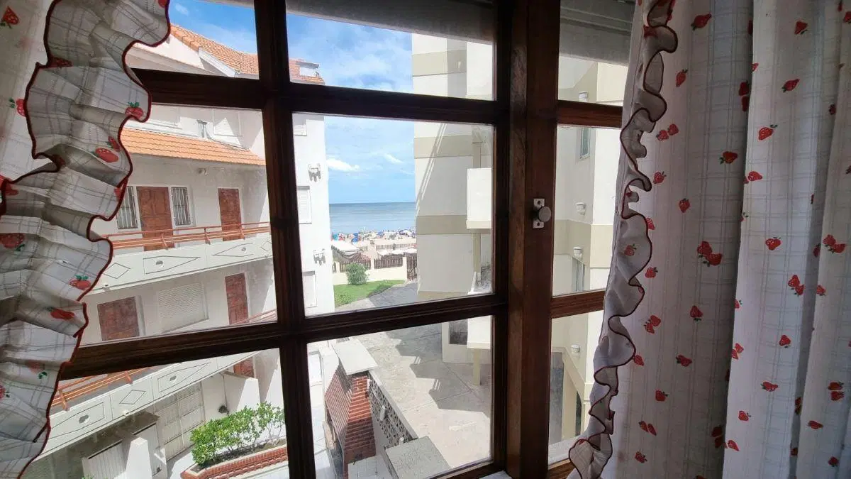 Excelente Departamento TRIPLEX. Pleno Centro. Frente al Mar. Villa Gesell. 3