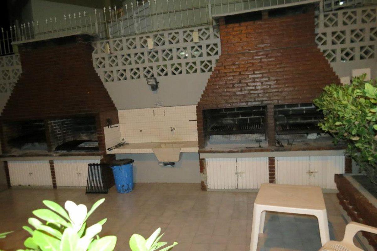 Foto de Excelente Departamento 3 amb. Pleno Centro. Frente al Mar. Villa Gesell., imagen 3