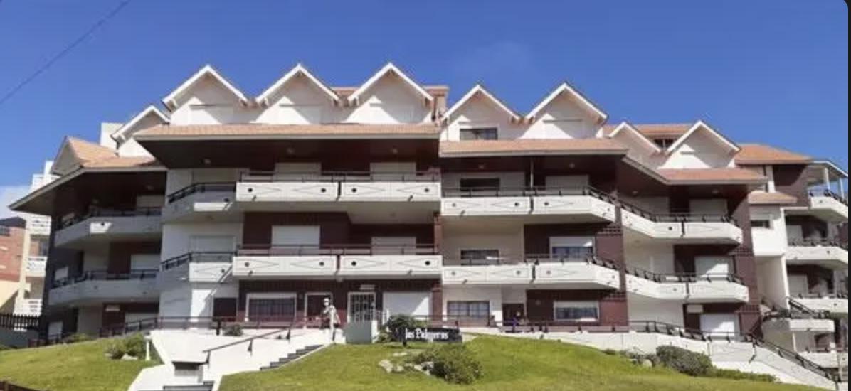 Foto de Excelente Departamento 3 amb. Pleno Centro. Frente al Mar. Villa Gesell., imagen 5